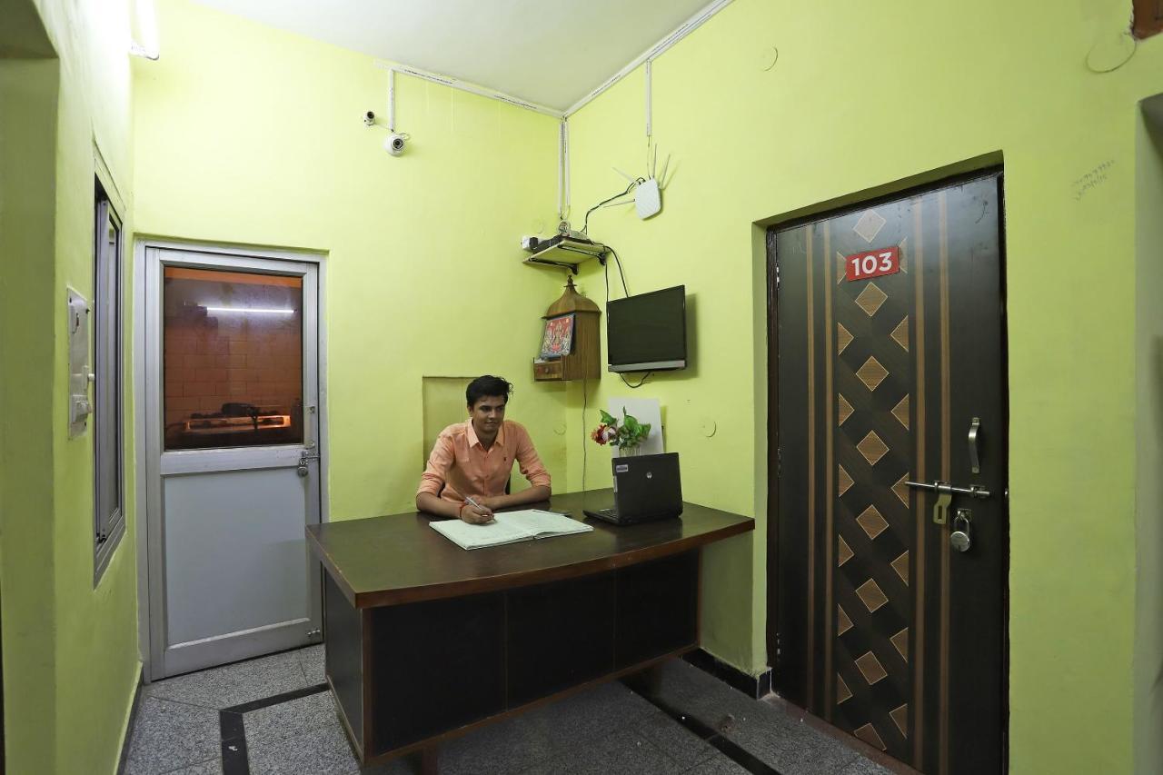Oyo 39645 Maheshwari Residency Hotel New Delhi Buitenkant foto